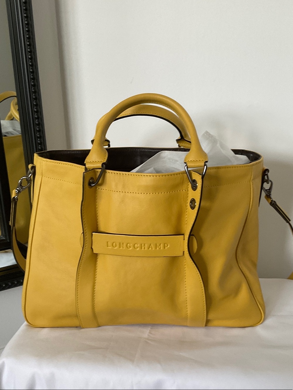 Longchamp Yellow 3D Leather Mustard Tote BAG EUC Purse